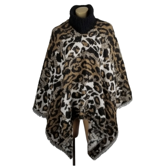 Steve Madden Poncho Turtleneck Cable Knit Animal Cheetah Print Fringe Acrylic OS - Picture 1 of 9